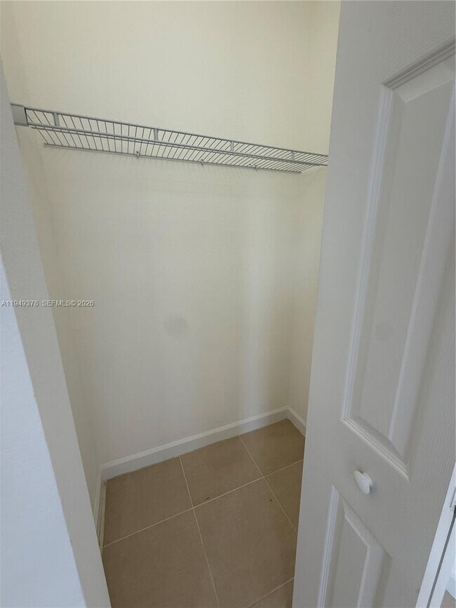 Building Photo - 7412 NW 108th Path