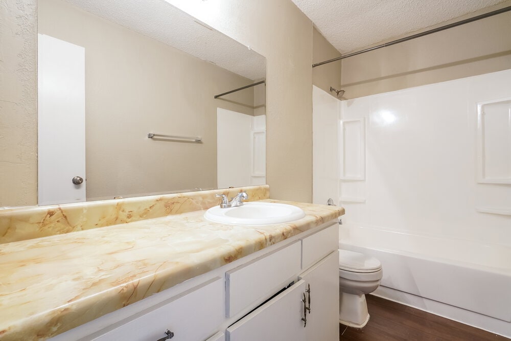 Building Photo - 6419 Twin Spruce Ct