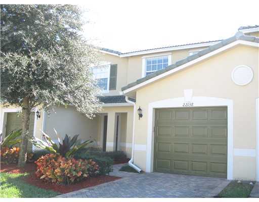 Building Photo - 22138 Majestic Woods Way