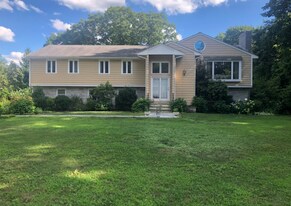 Building Photo - 103 Sherburn Cir