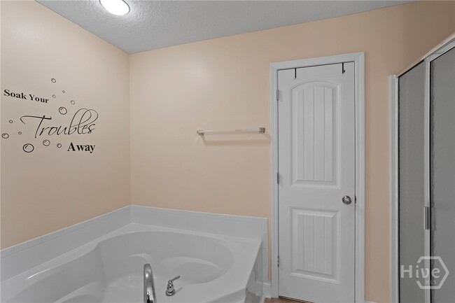 Building Photo - 220 Augusta Way