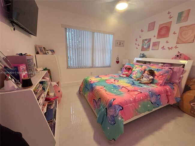 Building Photo - 8143 SW 162nd Path