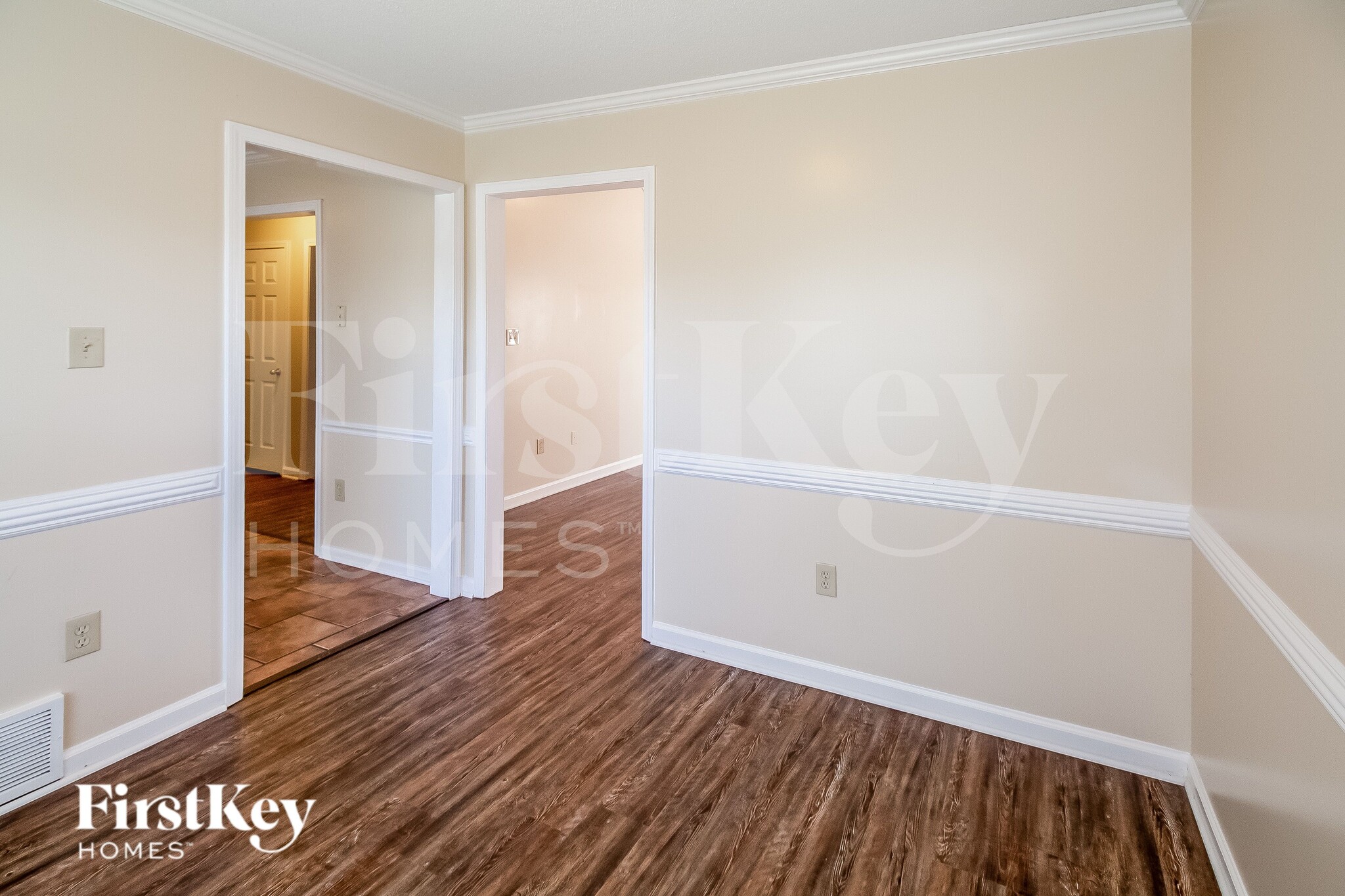 Building Photo - 7435 Bridle Cove