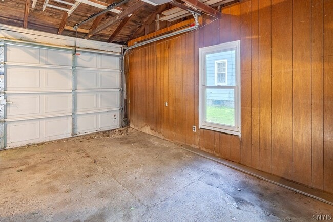 Building Photo - 419 Fergerson Ave