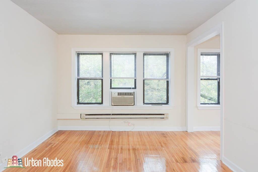 Building Photo - 3723 N Pine Grove Ave