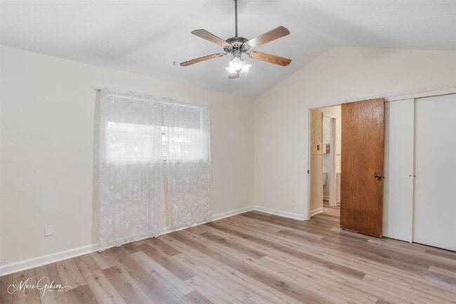 Building Photo - "Charming 3-Bedroom Home with 1400 Sq Ft of Cozy Living Space in Bossier City!"