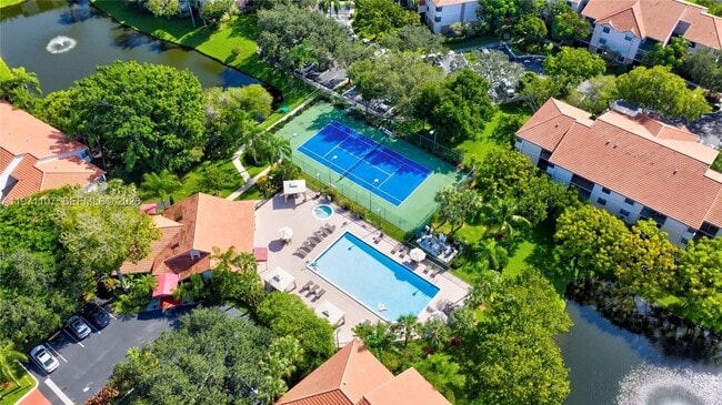 Building Photo - 10105 W Sunrise Blvd