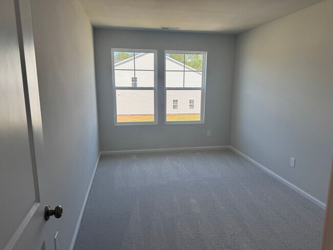 Building Photo - Brand new 3-bedroom / 2.5-Bath in the high...