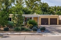 Building Photo - 3812 Calle Del Monte NE