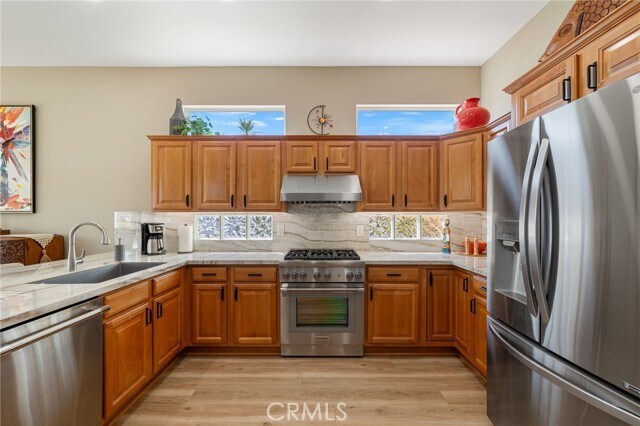 Building Photo - 35241 Rosemont Dr