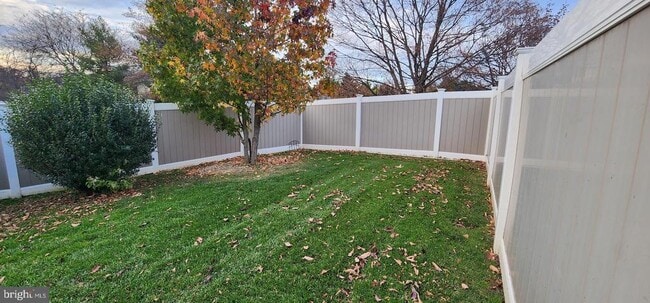 Building Photo - 4540 Rosemarie Dr