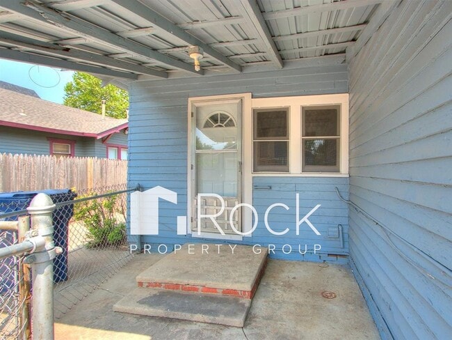 Building Photo - Remodeled 3 Bedroom Bungalow in OKC's Plaza District *Half Off 1st Month's Rent*