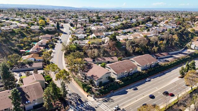 Building Photo - 590 Telegraph Canyon Rd