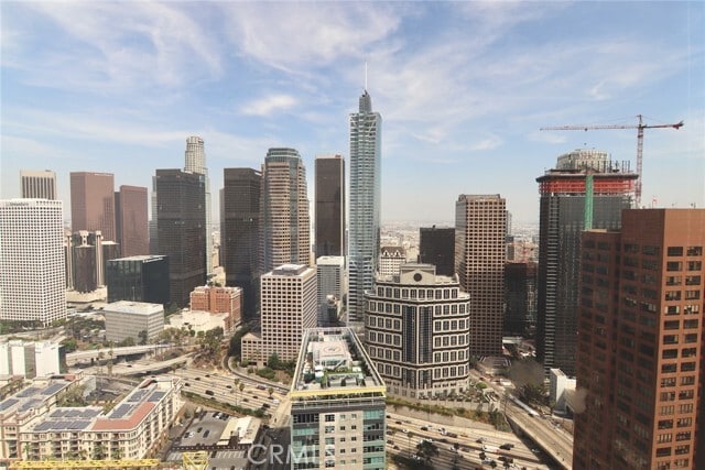 Building Photo - 1100 Wilshire Blvd