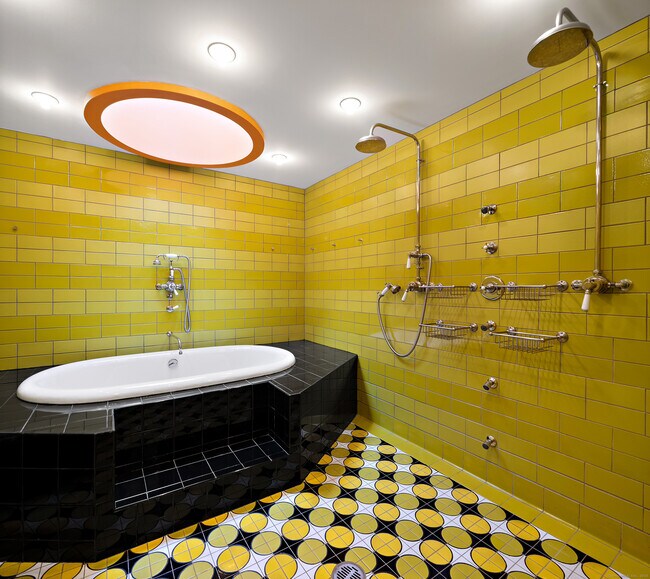 Building Photo - 11 Beachside Common