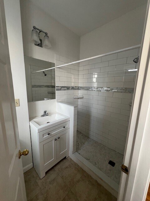 Building Photo - 38 Hemenway St