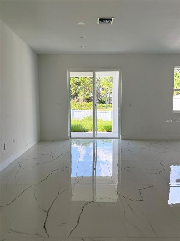 Building Photo - 2057 BARROSO