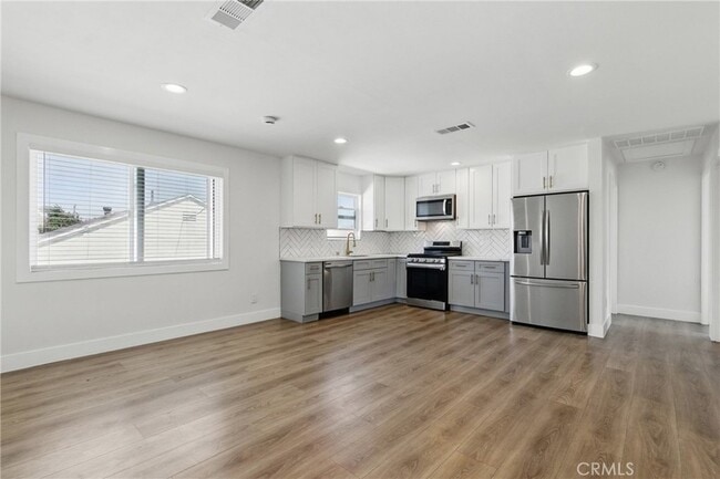 Building Photo - 17017 Crenshaw Blvd