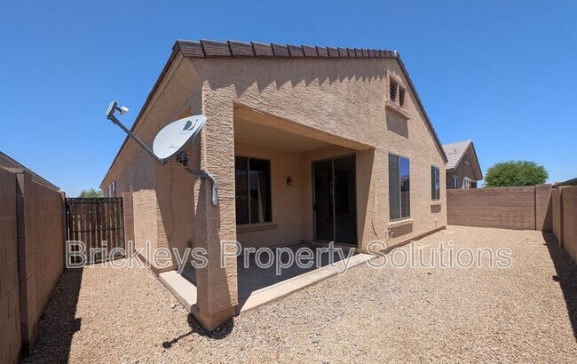Building Photo - 10419 N 52nd Dr