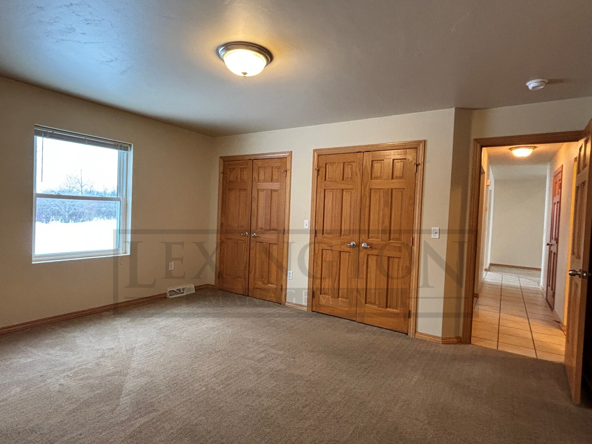 Building Photo - 274 Tony Ln