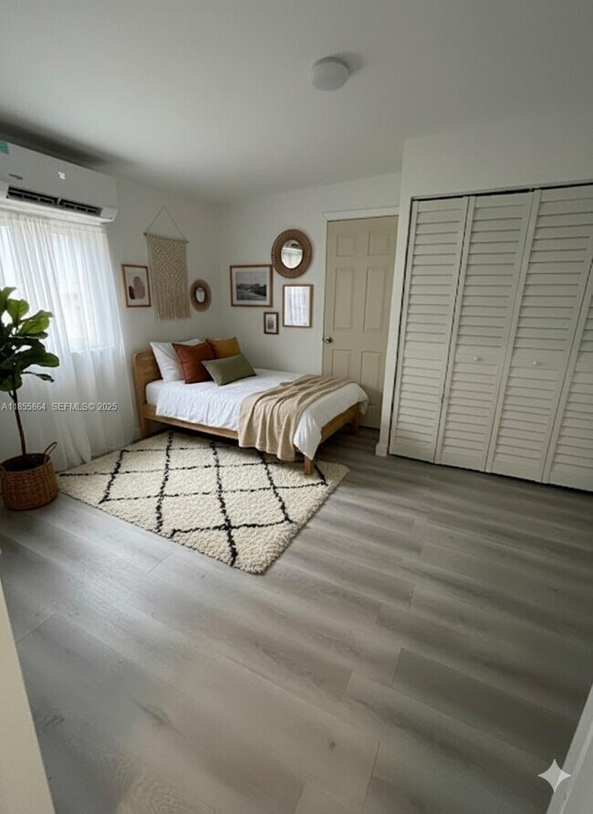 Building Photo - 81 NW 44th St