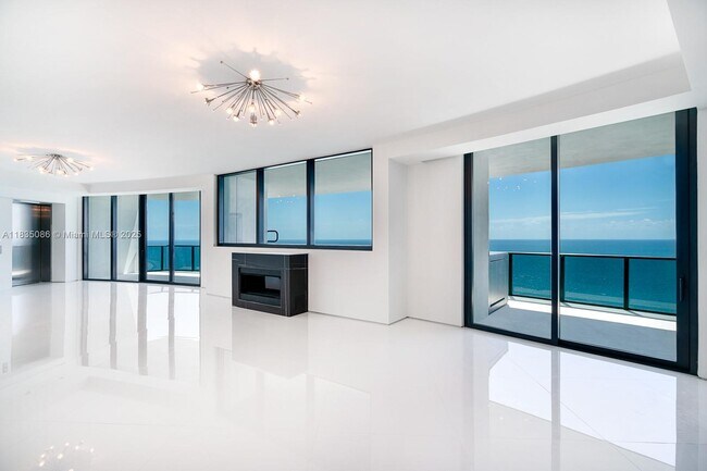 Building Photo - 18555 Collins Ave