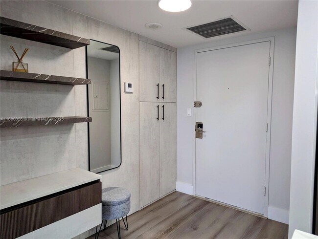 Building Photo - 500 Three Islands Boulevard