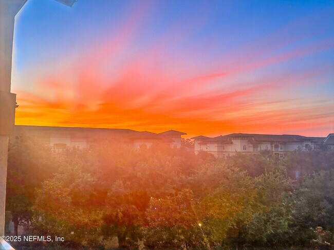 Building Photo - 4300 S Beach Pkwy