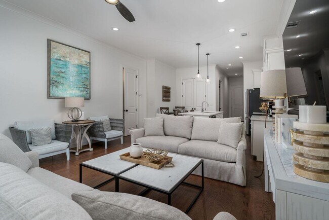 Building Photo - Beautiful 3 Bed 3.5 Bath Available Fall 2026! Move in Possible Prior to August!