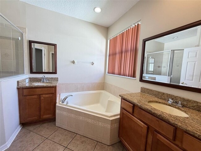 Building Photo - 2910 Bonita Cir