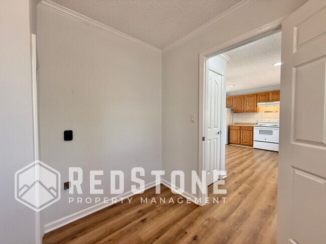 Building Photo - 3340 NC-54