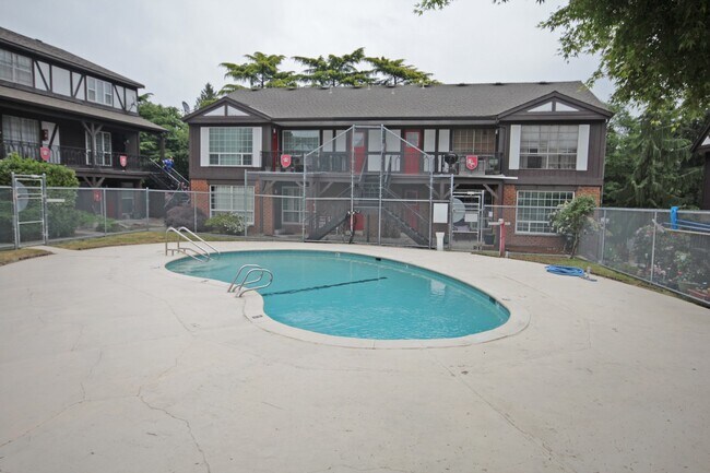 Building Photo - Three Blocks from the Light Rail