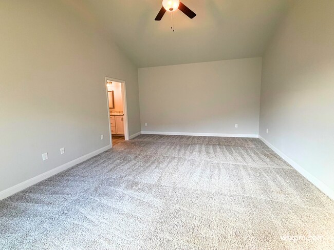 Building Photo - Modern 3-Bedroom Home with Office in The Greenways