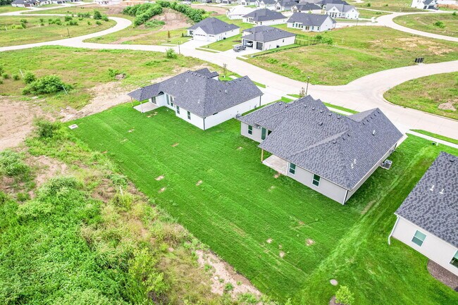 Building Photo - 4600 Chambers Bay Dr