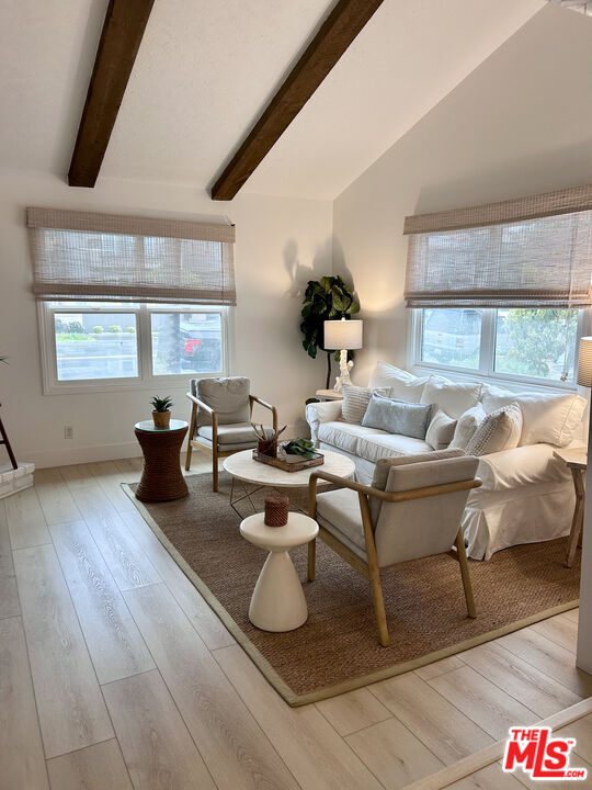 Building Photo - 219 13th St