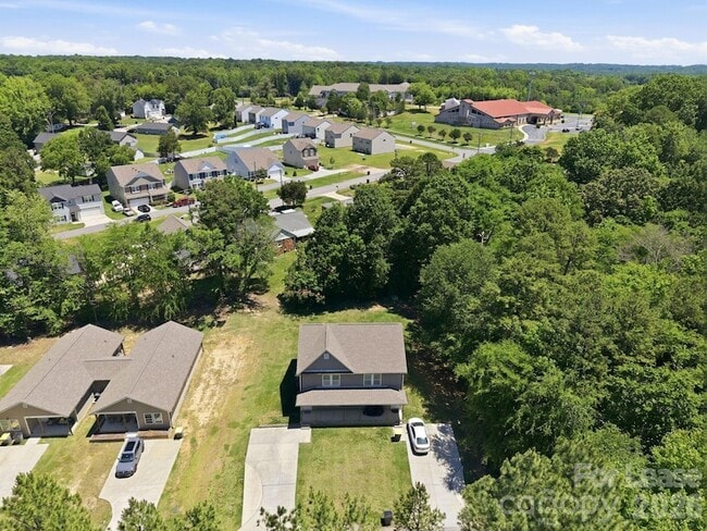 Building Photo - 1361 Ontario Dr