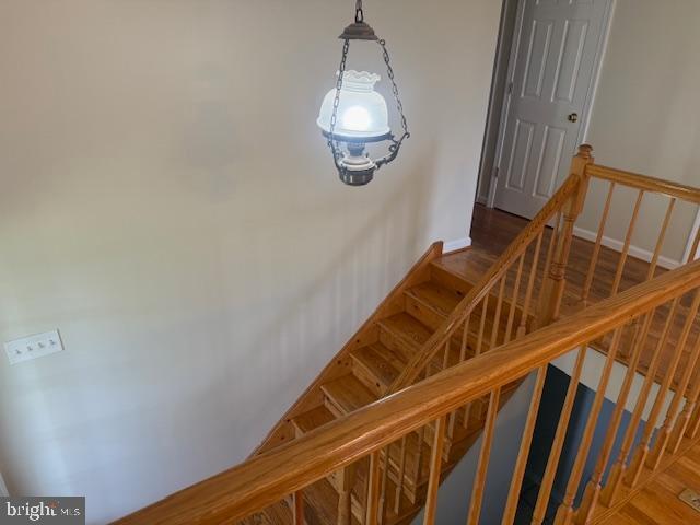 Building Photo - 1205 Elm St