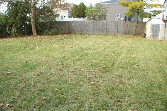 Building Photo - 4968 Silver Bow Dr