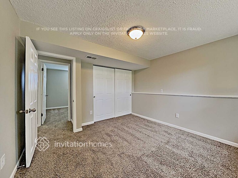 Building Photo - 15875 E Cornell Pl