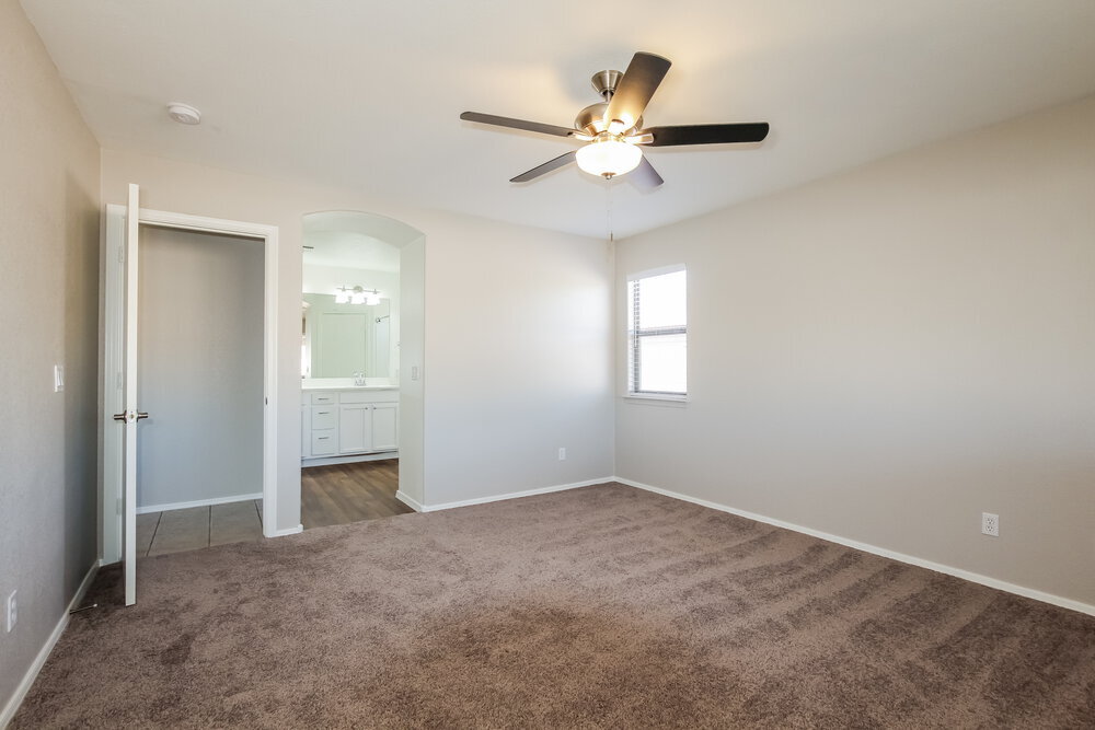 Building Photo - 4503 N 88th Ave