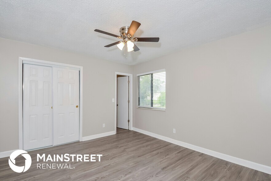 Building Photo - 1153 S Hartsdale St