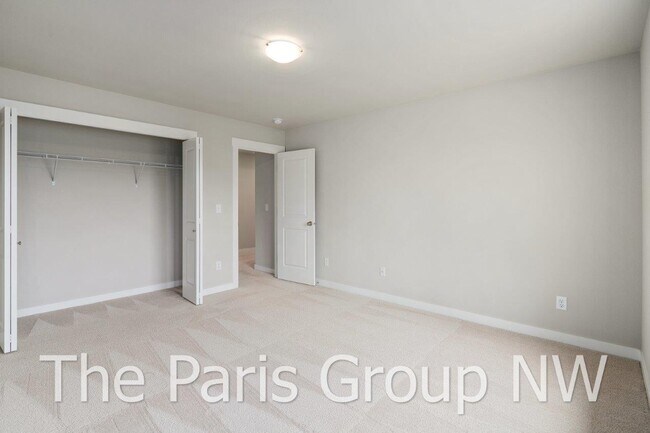 Building Photo - 2122 83rd Ave E