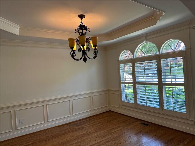 Building Photo - 10995 Abbotts Station Dr
