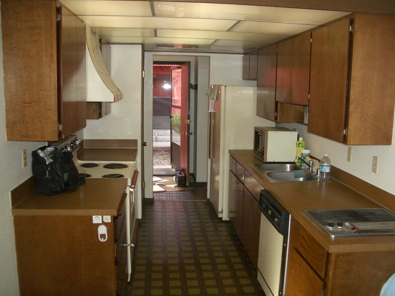 Building Photo - 4532 S Donald Ct