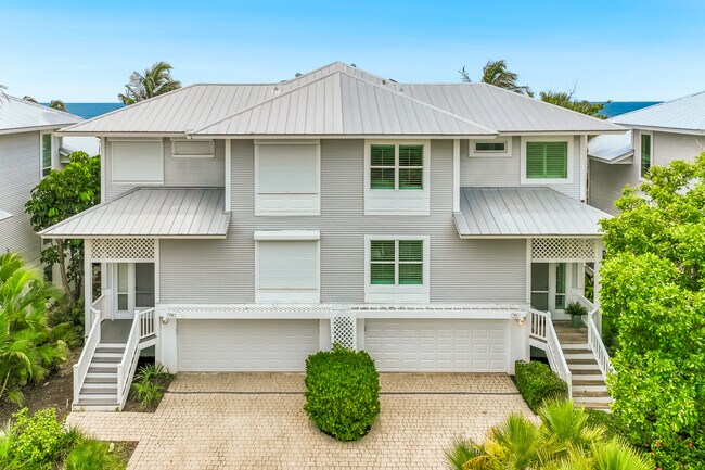 Building Photo - 788 Beach View Dr