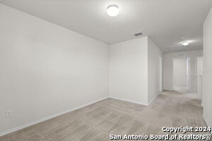 Building Photo - 12041 Silver Lgt