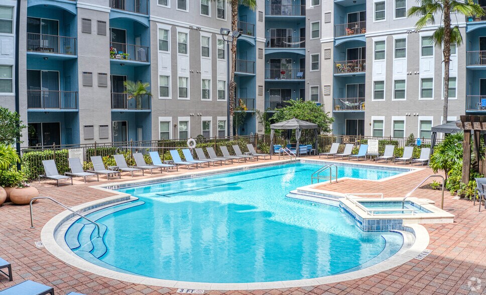 Cortland Uptown Altamonte 285 Uptown Blvd Altamonte Springs FL 32701 Apartment Finder