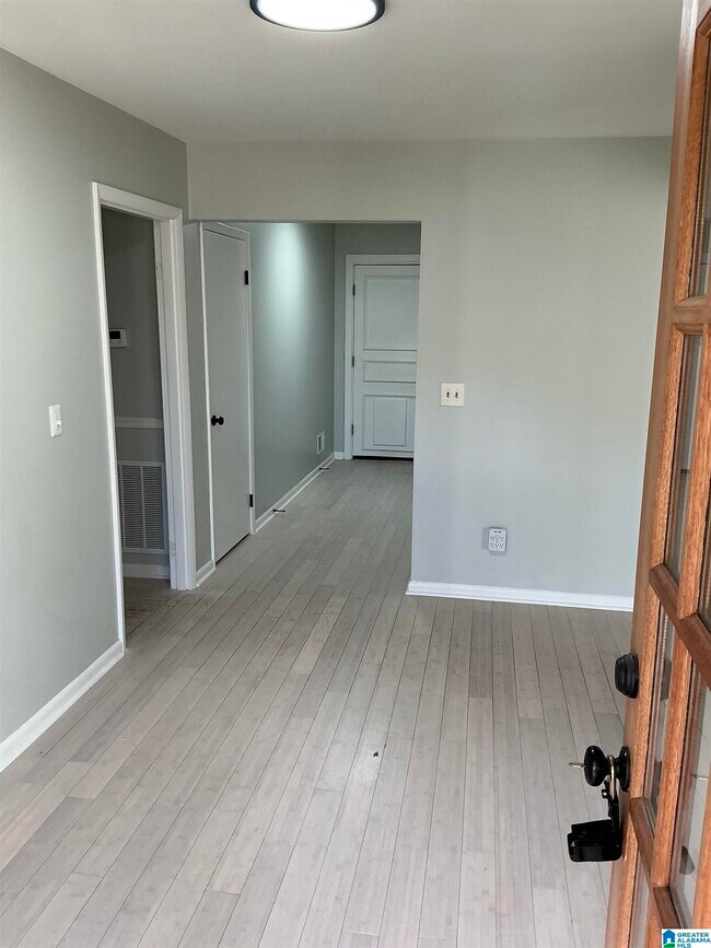 Building Photo - 4866 Overton Rd