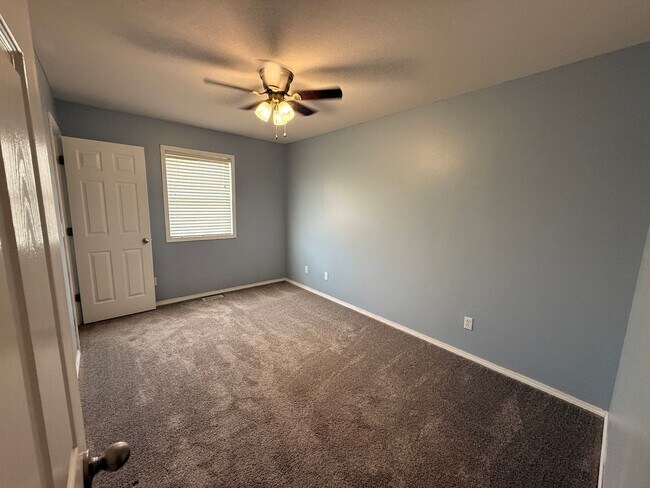 Building Photo - Beautiful Split Level in Northern Heights