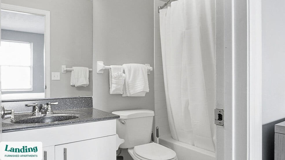 Building Photo - 115 W Monument Ave